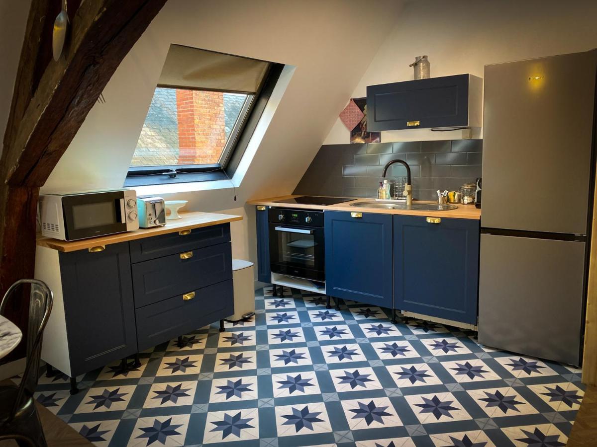 בורז'ה Le Kt-Dral - Appartement Hypercentre מראה חיצוני תמונה
