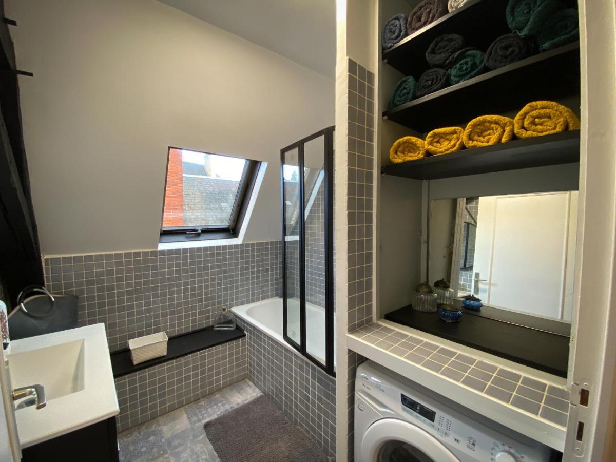 בורז'ה Le Kt-Dral - Appartement Hypercentre מראה חיצוני תמונה